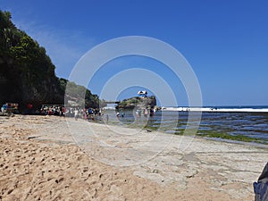 Pantai Kukup Yogyakarta