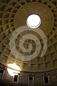 Pantheon Oculus photo
