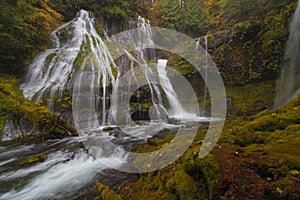 Panther Creek Falls in Autumn