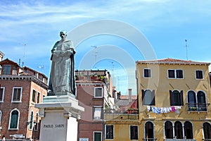 Paolo Sarpi statue