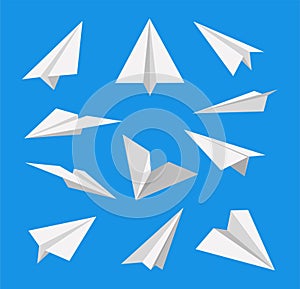 Paper plane. Set of icons. Vector