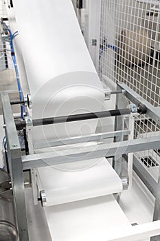 Paper rolling machine