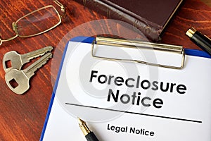 Paper with words Foreclosure Notice