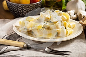 Pappardelle Pasta with Creamy Alfredo Sauce