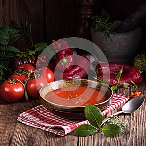 A Paprika-Tomaten -Soup