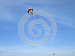 Para sailing in the sky view in thailand