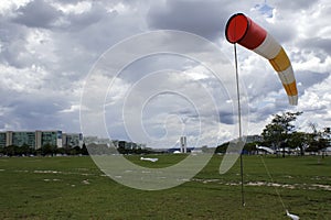 Parachutists landing on the Esplanada dos MinistÃ©rios in Brasilia