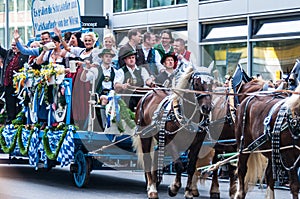 Parade of the hosts of the Wiesn