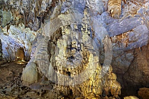 Paradise Cave Thien Duong Cave, Vietnam. Stolctites and stologmites in a paradise cave at Phong Nha-Ke Bang National