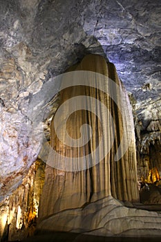 Paradise cave Vietnam impressive limestone formations