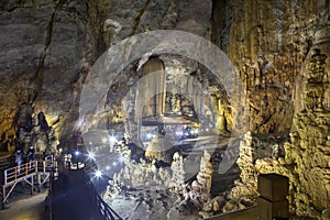 Paradise caves, Vietnam