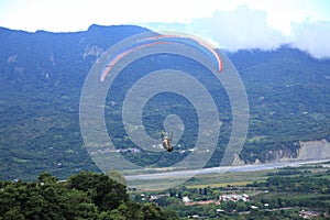 Paraglider flying at Taitung Luye Gaotai