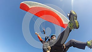 Paraglider tandem from below