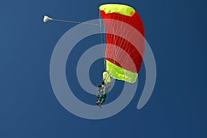 Paragliding duo