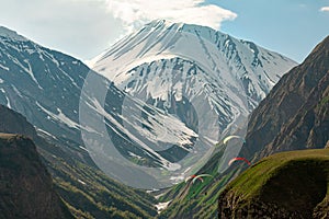 Paragliding in Gudauri