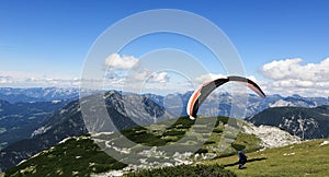 Paragliding, Hallstatter See, Scenery around the mountain Hoher Krippenstein, Salzkammergut, Salzburg, Austria