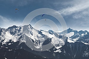 Paraglidung above the Alps