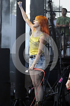 Paramore performing live.