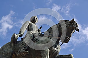 Parc de la Ciutadella, Statue of General Prim