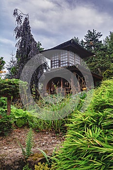 Parc Mondo Verde, picture of a teahouse in the japanese garden.