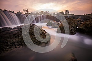 Parigi, the little niagara waterfall