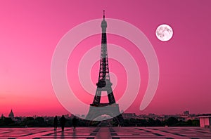 Parigi sul alba 