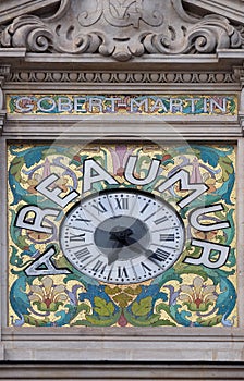 Reaumur Store Clock, 82-92 rue Reaumur in Paris