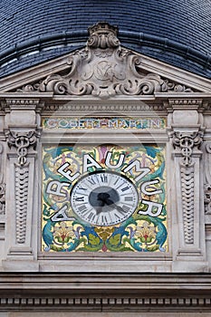 Reaumur Store Clock, 82-92 rue Reaumur in Paris
