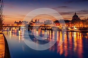 Paris, Frence: Seine river and Old Town of in sunrise