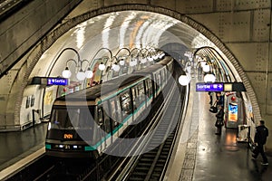 Paris metro