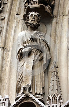 Paris, Notre-Dame cathedral, portal of the Virgin, the archivolts are populated by the Heavenly Court