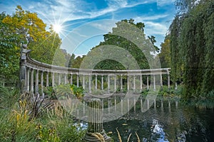 Paris, the parc Monceau, with the roundhouse