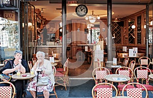 Paris Restaurant Patio