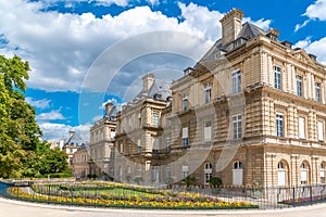 Paris, the Senat