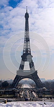 Parigi nevoso la Torre 