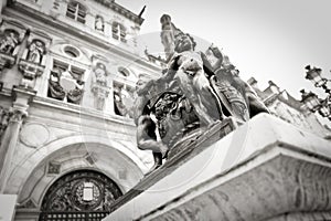 Paris statues