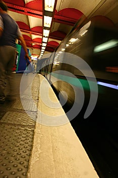 Paris Subway - Motion Blur