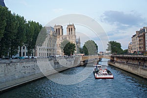 Parisian view sight, the Seine, the bridges - France