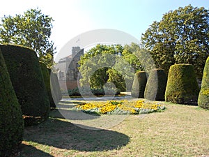 Park in Belgrade fortress, house of military museum in background