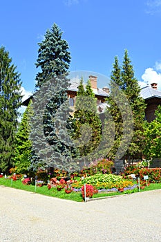 Park of Cathedral of Curtea de Arges - early 16th century