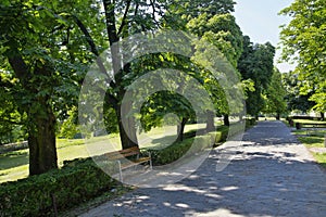 Park u zámku Červený Kameň, Slovensko