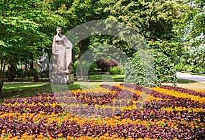 Park sculpture The source (Prie saltinio). Druskininkai,