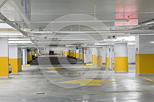 Parking garage