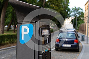 Parking payment machine