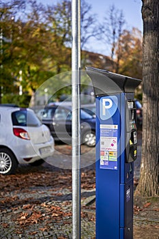 Parking ticket machine to pay for a temporary parking space