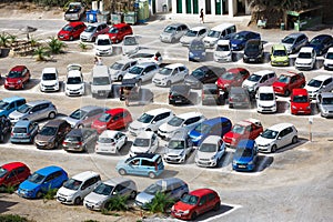 Parking on the Vai beach