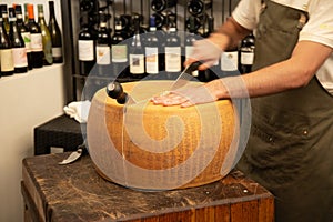 Parmigiano Reggiano Italian cheese cutting procedure