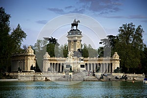 Parque del Buen Retiro photo