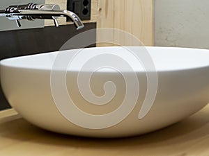 particular oval sink and faucet