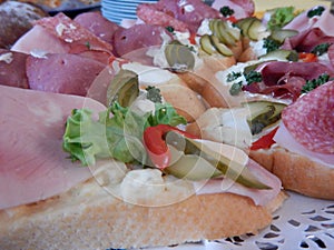 Party refreshment with bread, cheese and ham